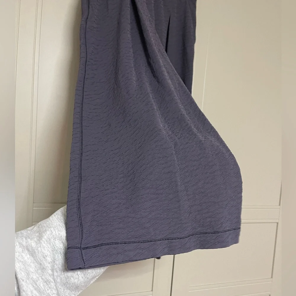 Lululemon Can You Feel The Pleat Crop in Moonwalk - Picture 13 of 15